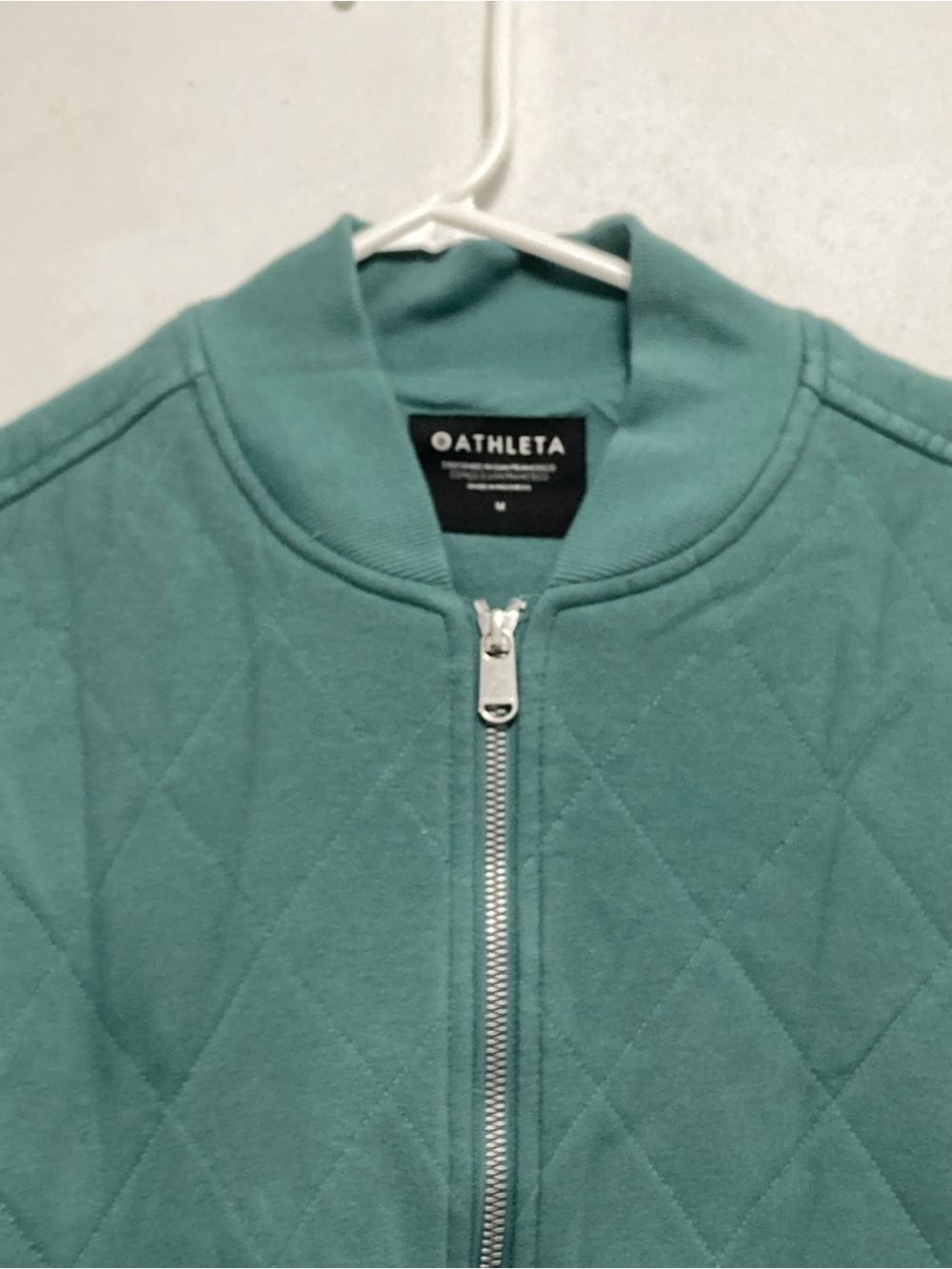 Athleta Retroplush Quilted Bomber Jacket Teal Green Size M Cozy Streetwear - Picture 16 of 16
